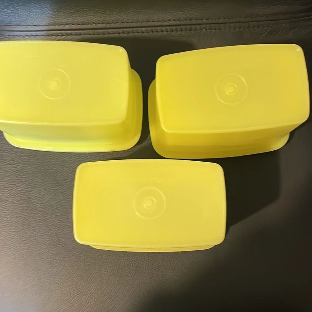 Tupperware Rectangular Vintage Yellow Dry Storage Containers Set of 4
